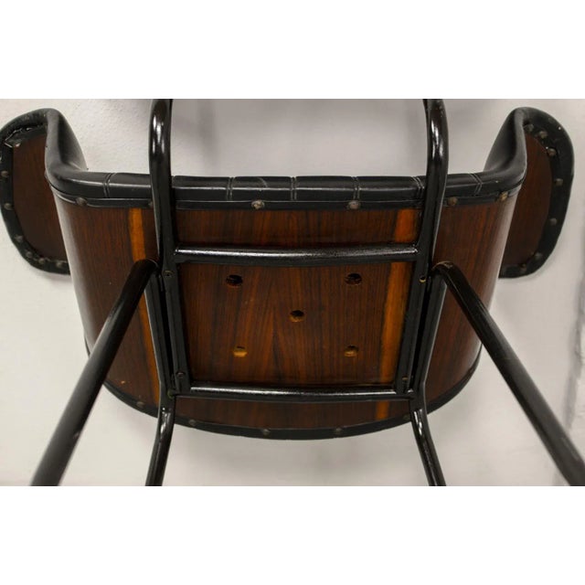 Italian Rosewood & Black Leatherette Swan Chair with Black Steel Feet & Brass Tips, 1960s For Sale - Image 12 of 15