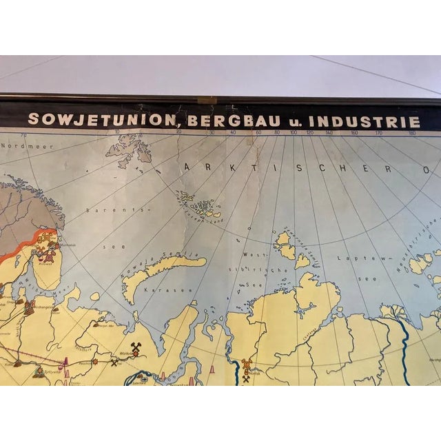 Large linen on paper school map, of the Soviet Union (minerals and industry), edited by Haack Gotha in East Germany in the...
