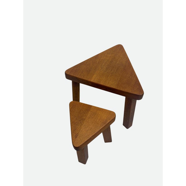 Brown Brutalist Oak Triangle Nesting Tables in style of Pierre Chapo, 1970s, Set of 2 For Sale - Image 8 of 9
