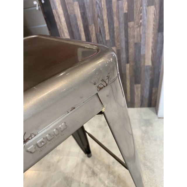 H75 Industrial Stackable Bar Stool in Varnished Metal by Xavier Pauchard for Tolix, 1950s For Sale - Image 14 of 18