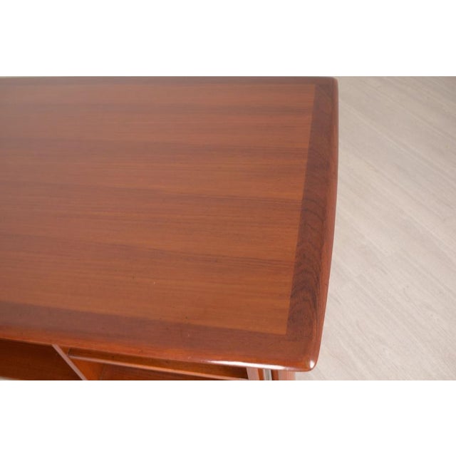 Vintage Writing Desk, Italy, 1960 For Sale - Image 6 of 15