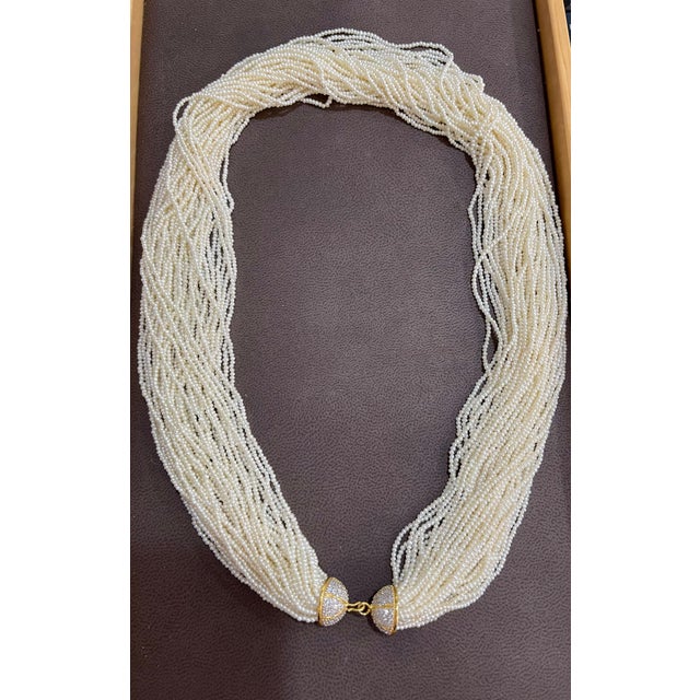400 Carat Seed Pearl Necklace with Diamond & 14 Karat Yellow Gold Bell Cap Clasp For Sale - Image 17 of 18