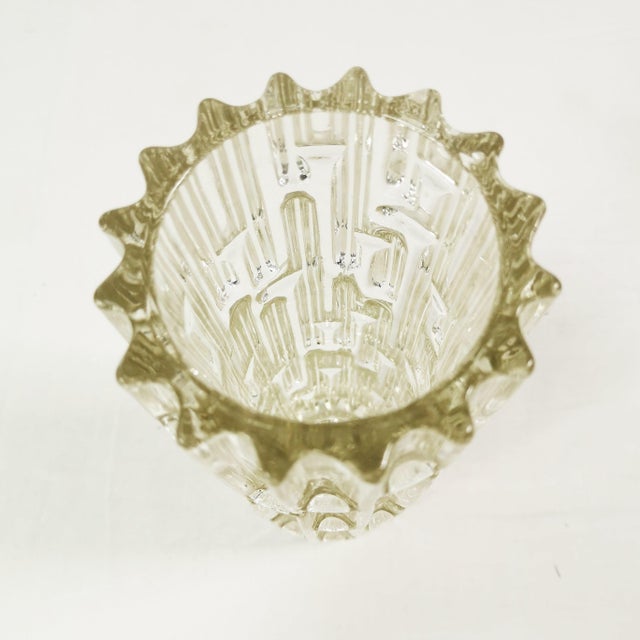 Modernist Labyrinth Vase by Frantisek Vizner for Rudolfova Hut, Czechoslovakia, 1960s For Sale - Image 8 of 12