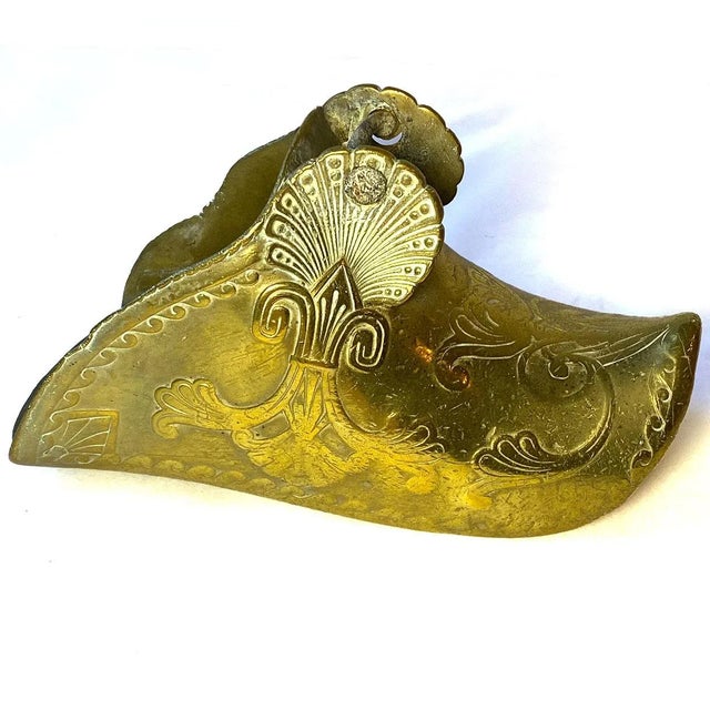 19th Century South American Spanish Colonial Brass Horse Saddle Stirrup For Sale - Image 5 of 9