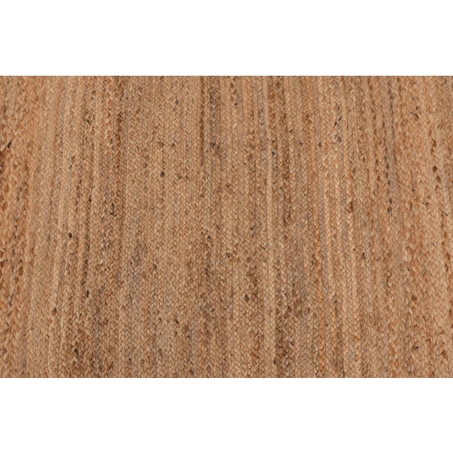 Soft Sea Green Jute Scallop Hand Made Rug - 2.6'x6' For Sale - Image 6 of 9