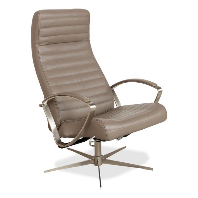 Modern Wing Armchair in Leather from BoConcept For Sale - Image 3 of 16