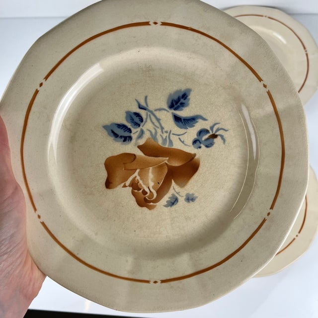 Beige Dessert Plates with Floral Motif from Sarreguemines, 1920s, Set of 4 For Sale - Image 8 of 10
