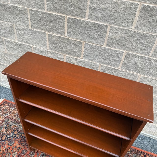 1940s Antique Heywood Wakefield Priscilla Flat Traditional Solid Auburn Maple Bookcase For Sale - Image 5 of 13