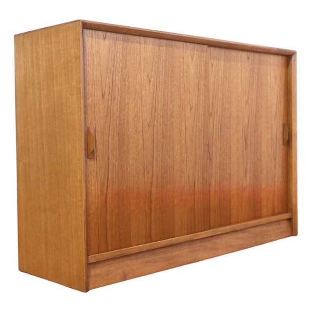 Mid 20th Century Modern Vintage Teak Bookcase Display Cabinet For Sale