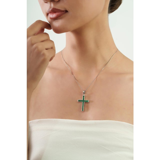 Contemporary 2.17 Ct Natural Emerald Channel Set Cross Pendant in Sterling Silver For Sale - Image 4 of 12
