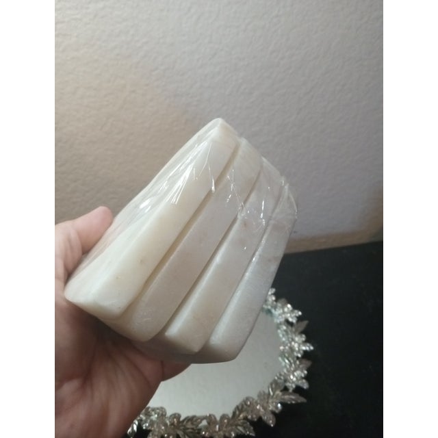Italian 1980s Exquisite Set of 4 Alabaster Heart Shaped Coasters From Italy For Sale - Image 3 of 6