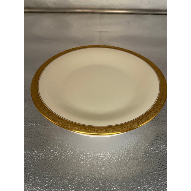 Early 1900s Hutschenreuther Porcelain China Margarete Germany Us Zone Dinnerware Set- 141 Pieces For Sale - Image 17 of 17