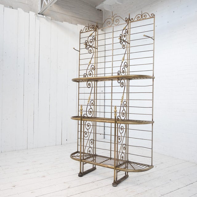 French Bakery Shelf in Wrought Iron and Brass, 1900, in Flawless conditions. Designed 1890 to 1919