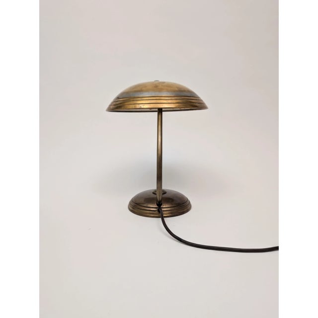 Large Helo table lamp with a very large shade and copper-plated brass areas - a timeless classic from the 1950s....