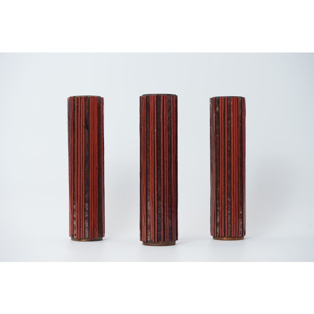 Designer W. Zimmermann Brand Ritter, Großheppach (Germany) Era 1950s / 1960s Material pottery, copper High 27,5 cm...