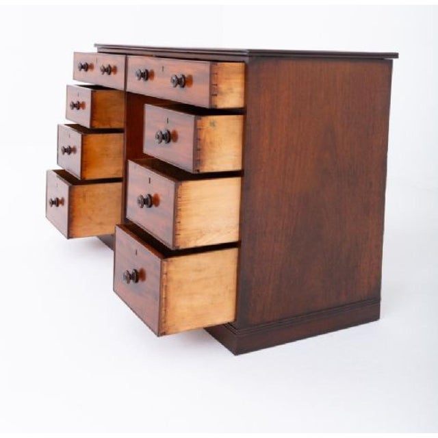 Georgian Pedestal Desk in Mahogany For Sale - Image 5 of 7