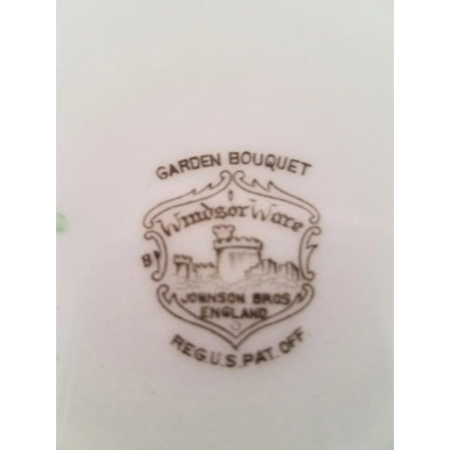 White Vintage 1940s Johnson Bros. Windsor Ware Porcelain "Garden Bouquet" Pattern Serveware, England - 3 Pieces For Sale - Image 8 of 9