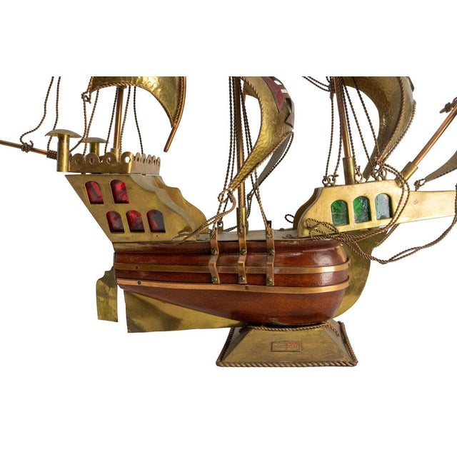 Portuguese Brass Caravel Model Boat Mood Lamp, 1960 For Sale - Image 4 of 9