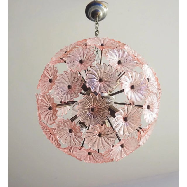 Mid-Century Modern Murano Sputnik Rose Chandelier 51 Daisy Rose Glass Flowers For Sale - Image 3 of 9