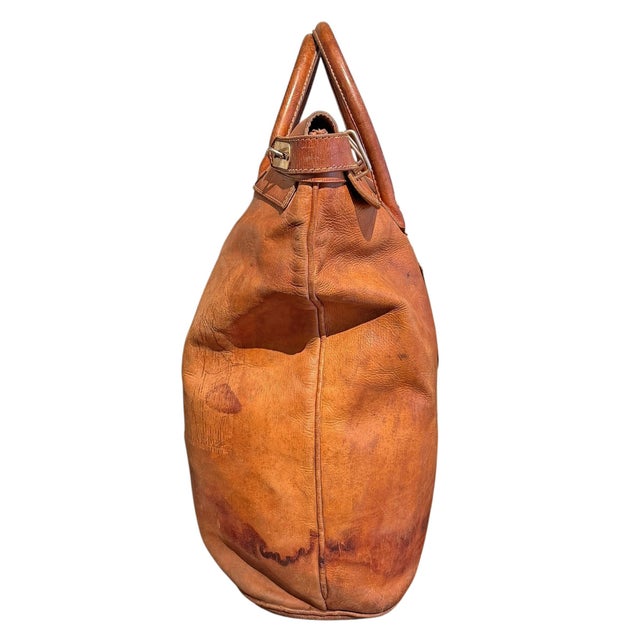 Early/Mid-20th Century French Leather Mailbag For Sale - Image 4 of 10