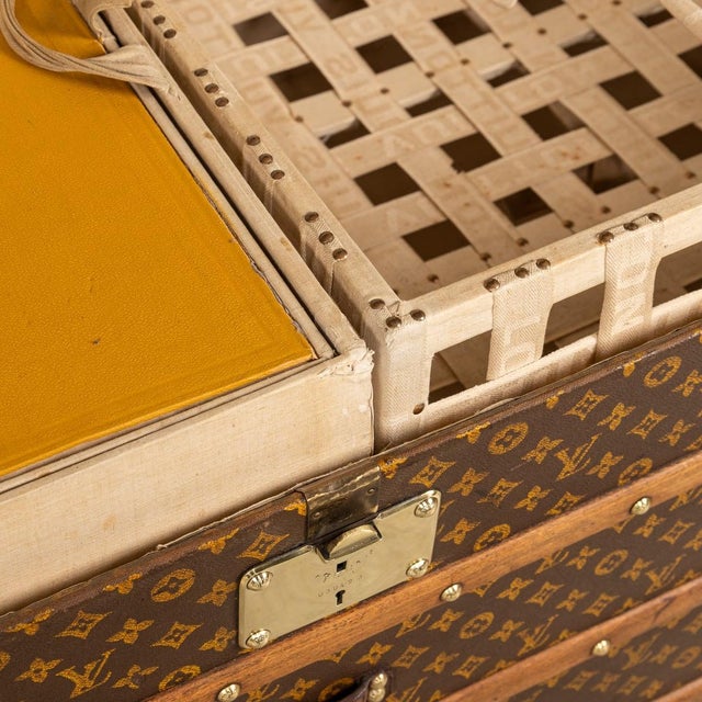 1910s Antique 20th Century Trunk in Monogram Canvas from Louis Vuitton, France, 1910 For Sale - Image 5 of 18
