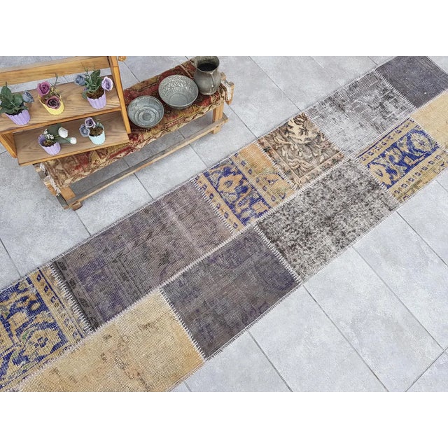 Grey & Beige Vintage Oushak Runner For Sale - Image 4 of 10