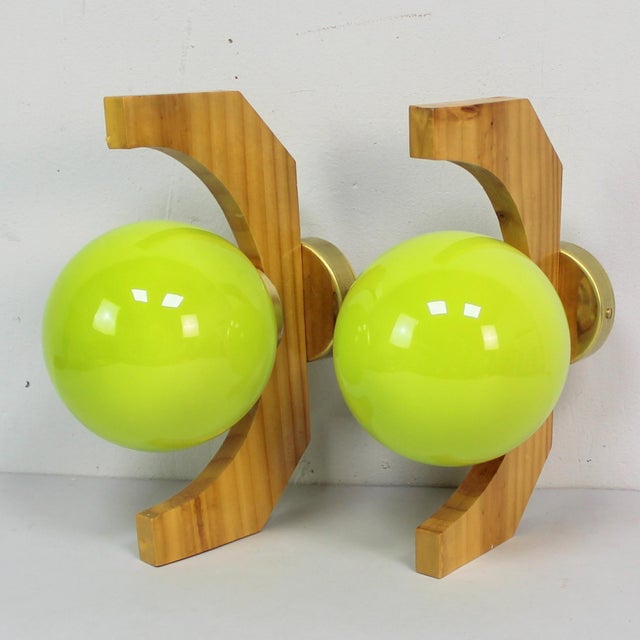 Mid-Century Modern Vintage Wood and Glass Wall Lights, 1970s, Set of 2 For Sale - Image 3 of 6