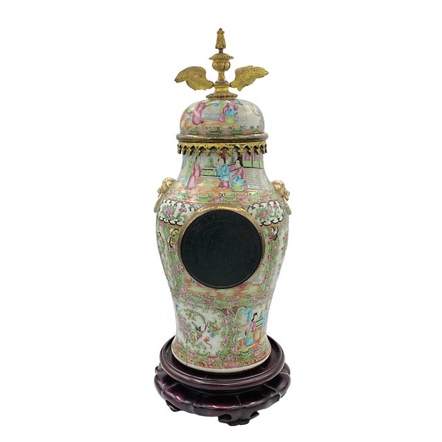 19th Century French Clock in a Canton Famille Rose Porcelain Vase For Sale - Image 4 of 11