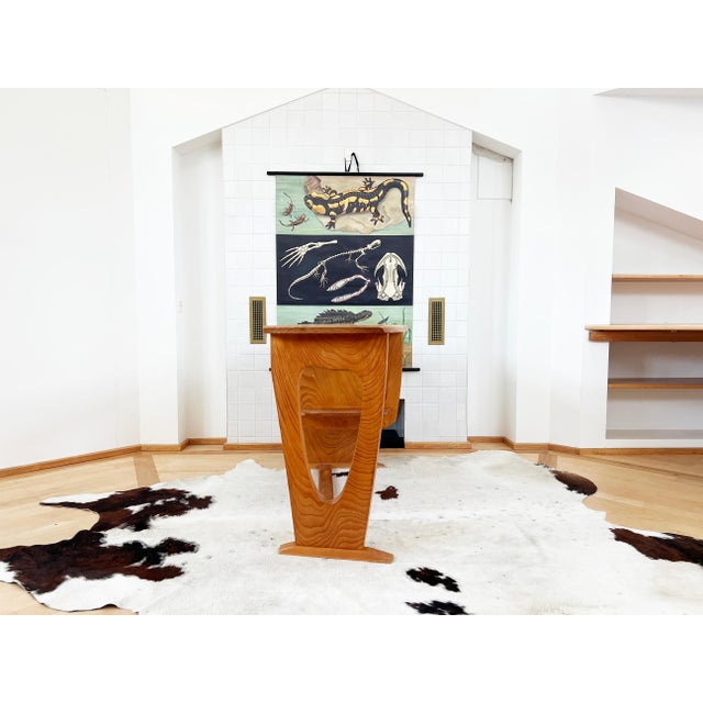 Postmodern 1980s Pine Wood writing Desk in the style of Guillerme & Chambron For Sale - Image 11 of 12