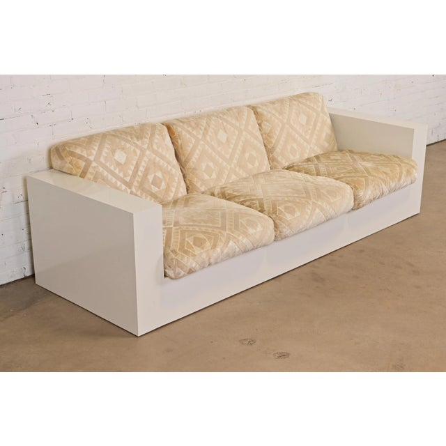 Milo Baughman for Thayer Coggin Mid-Century Modern Tuxedo Sofa, Circa 1970s For Sale - Image 13 of 13