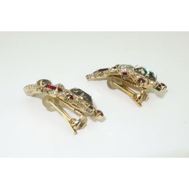 Mid-Century Modern Hobé Paisley Style Ruby Red Rhinestone Earrings, 1950's For Sale - Image 3 of 9