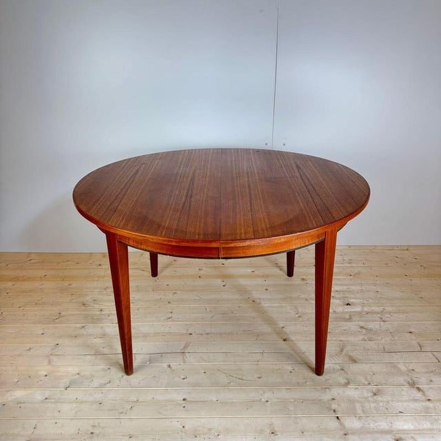 Danish Extendable Round Teak Dining Table, 1960s For Sale - Image 6 of 7