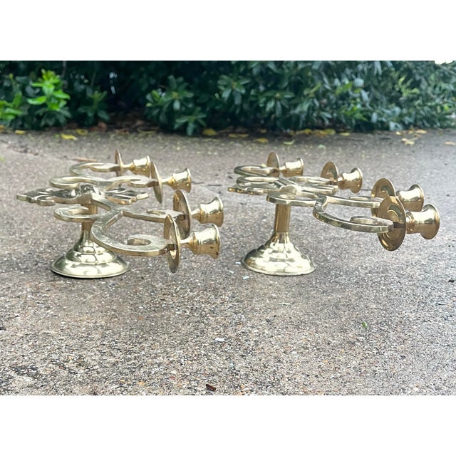 1970s French Fleur-De-Lis Pair of Wall Sconce Mounted Brass 4-Arm Candle Holders For Sale - Image 4 of 12