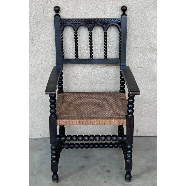 Late 19th Century 20th Century Pair of Catalan Throne Armchairs in Walnut and Caned Seats For Sale - Image 5 of 12