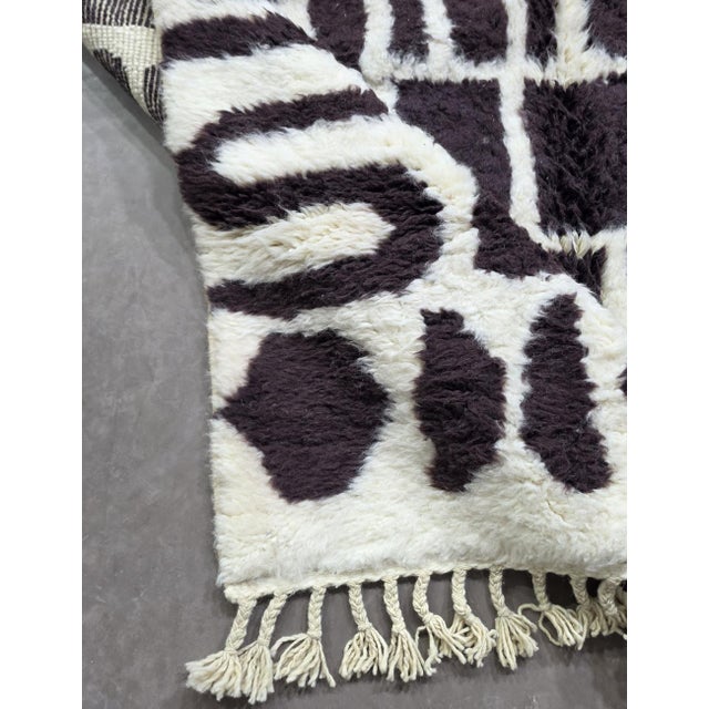 2020s Moroccan Area Rug - 9.2 X 6.4 Ft For Sale - Image 5 of 8