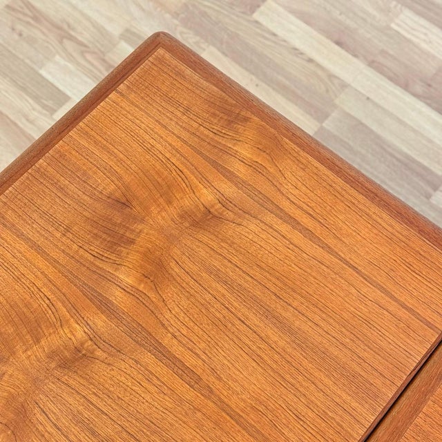 Dining Table in Teak, Denmark, 1950s-1960s For Sale - Image 6 of 10