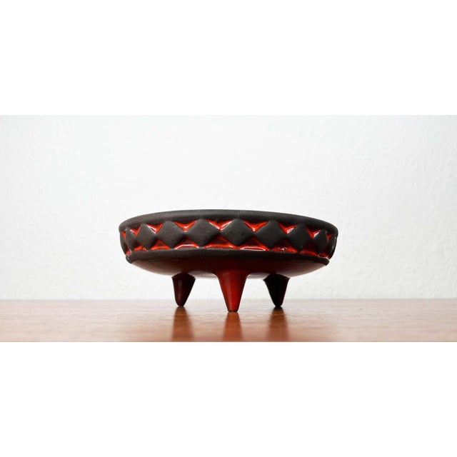 Mid-Century Modern Danish Studio Pottery Orange Tripod Bowl from Frank Keramik, 1960s For Sale - Image 12 of 12