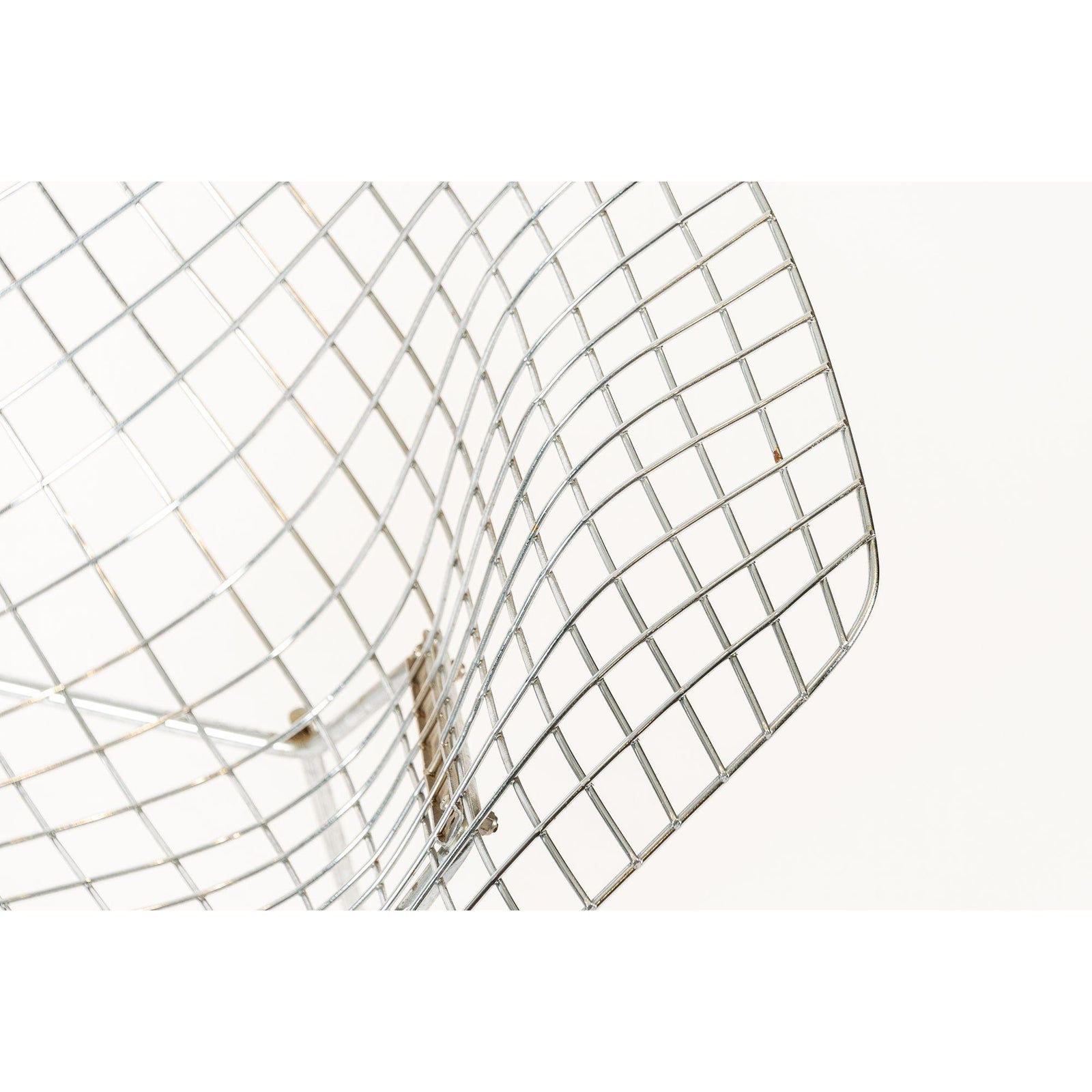 1970s Mid Century Silver Diamond Wire Chair by Bertoia for Knoll