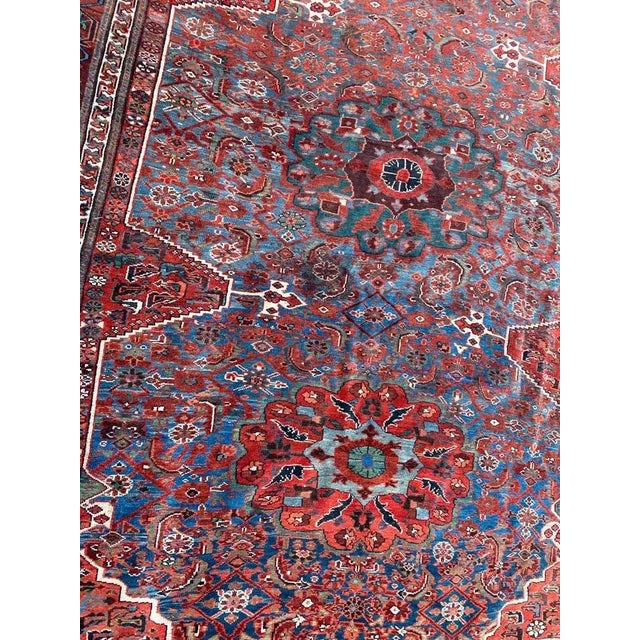 Very beautiful late 19th century fine afshar rug with a nice décorative design and beautiful natural colors, entirely and...