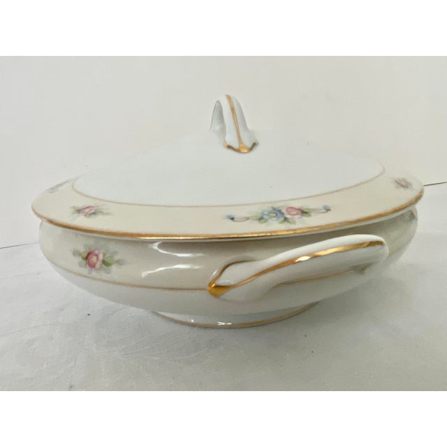 Vintage Noritake Nippon "The Sedan" Hand-Painted Round Covered Vegetable Nippon Hand Painted M Wreath For Sale - Image 10 of 17