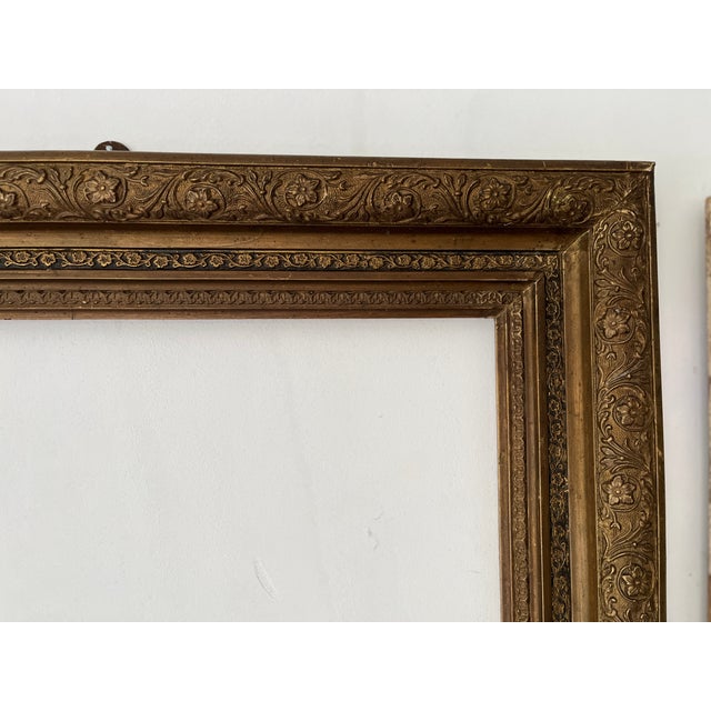1930s Large Vintage Giltwood Picture Frame with Floral Relief, 1930 For Sale - Image 5 of 12