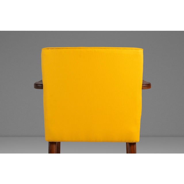 Rare Restored Mid-Century Modern Model C-108 Armchair in Walnut & Canary Yellow Fabric Attributed to Jens Risom for Jens Risom Design, Usa, C. 1950s For Sale - Image 9 of 18