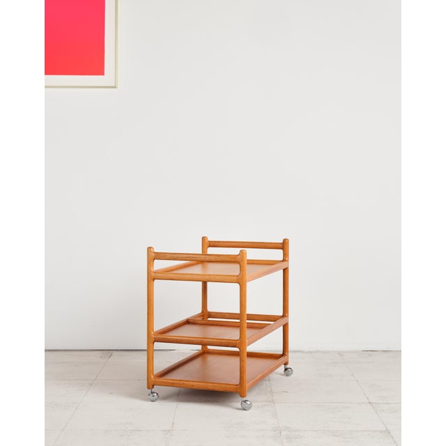 Dimensions: approx. 74 × 47 × 70 / 59 cm (width × depth × height of frame / height of top shelf) An elegant serving...