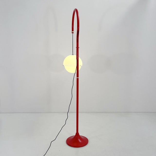 Red Model 4055 Floor Lamp attributed to Luigi Bandini Buti for Kartell, 1960s For Sale - Image 5 of 12