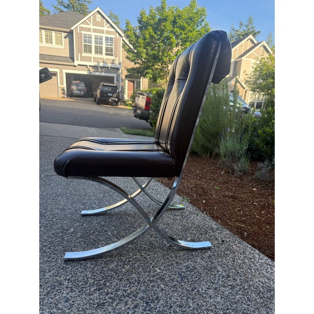 Mid-Century Modern Vintage 1970s Cal-Style Furniture Mfg. Co. Barcelona-Style Chrome X-Base Lounge Chair For Sale - Image 3 of 7