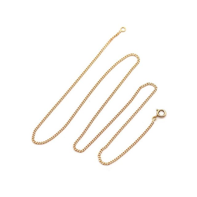 Vintage Curb Chain in 18K Gold For Sale - Image 4 of 5