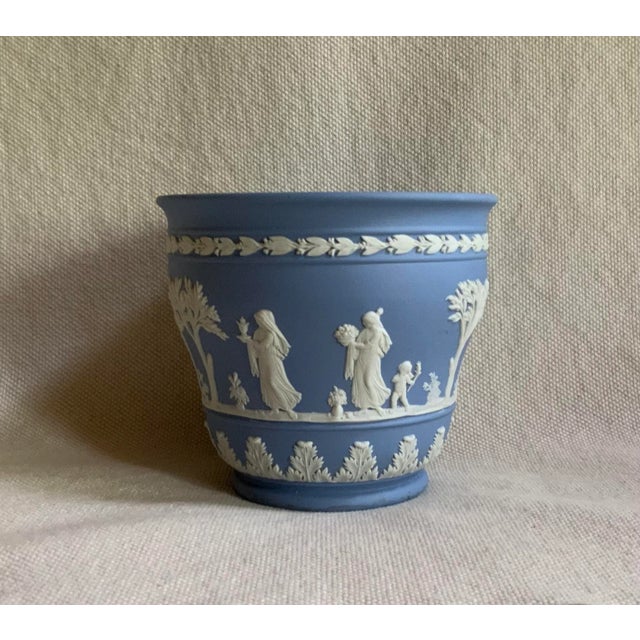 Mid-Century Wedgwood Blue Jasperware Cache Pot - Classical Design For Sale - Image 6 of 7