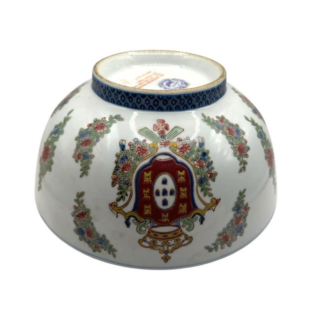 Chinoiserie Vintage Blue and White Chinoiserie Porcelain Crown Bowl For Sale - Image 3 of 12