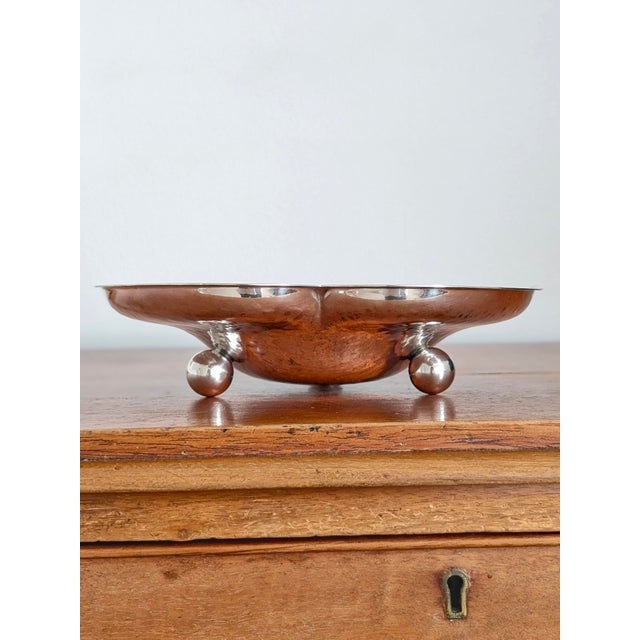 Silver Plated Clover Ball Footed Dish from Elkington & Co, 1950s For Sale - Image 4 of 18