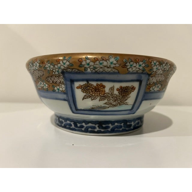 Blue Antique Colored Imari Bowl With Gold Edge and Detailed Painting - Horse in Center For Sale - Image 8 of 18